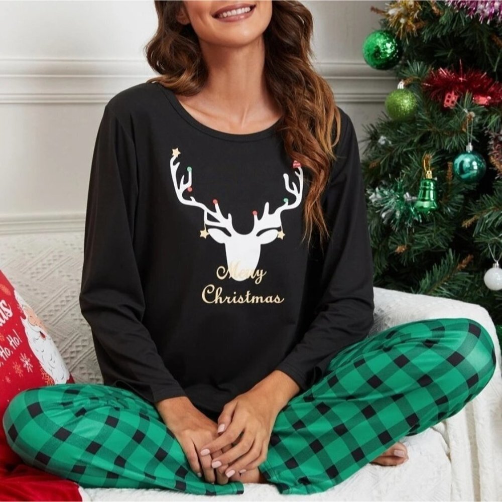 NEW SHEIN Christmas Print Tee & Gingham Pants‎ PJ Set Size S